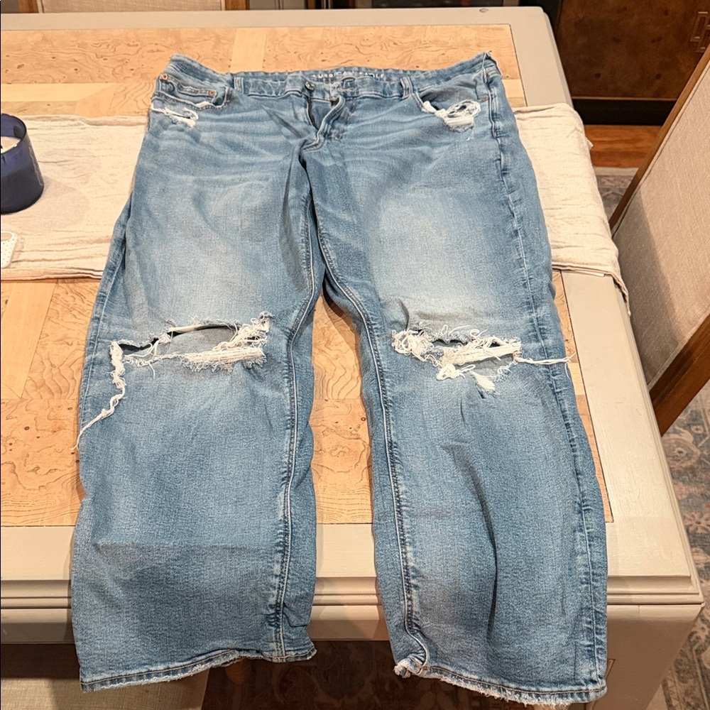 American Eagle Outfitters Washed Light Blue Distressed Straight-Leg Jeans